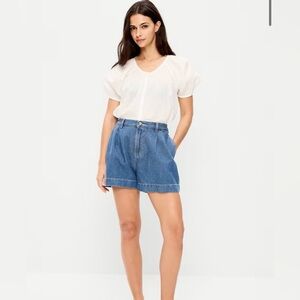 Old Navy High-Waisted OGC Chino
Shorts 4-inch inseam NWT